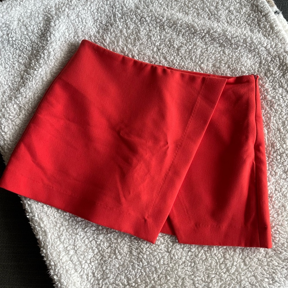 Zara Red Women's Skort size small